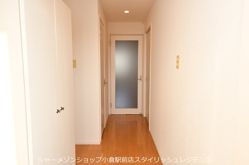 チェリーコート赤坂の玄関|現況と異なる場合は現況を優先します