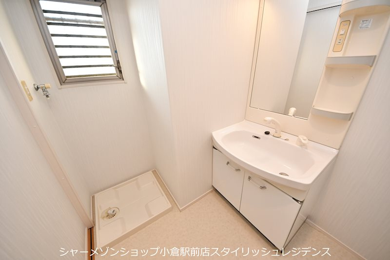 チェリーコート赤坂の洗面所|現況と異なる場合は現況を優先します