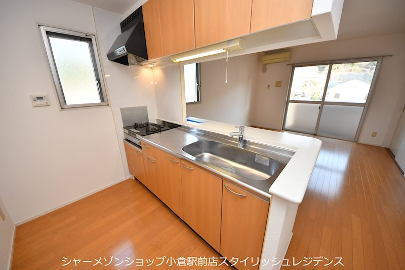 チェリーコート赤坂のキッチン|現況と異なる場合は現況を優先します