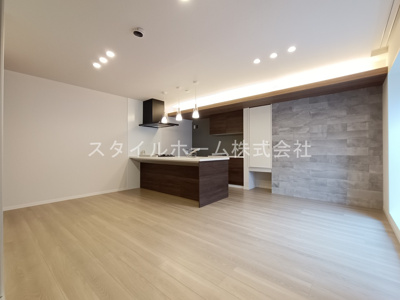 【居間・リビング】 | ベルフィオーレK