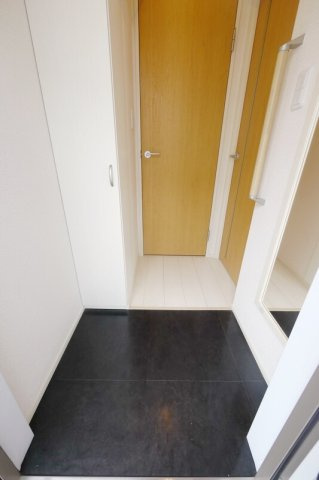 板橋区大谷口北町のアパートの玄関