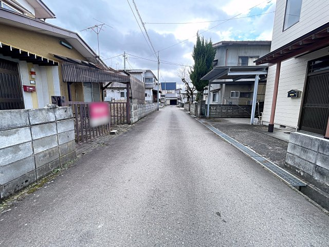 新築戸建・新築建売　会津若松市城西町3期　城西小・第四中の前面道路含む現地写真