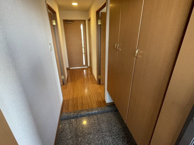 コアマンションネクステージ下通の玄関