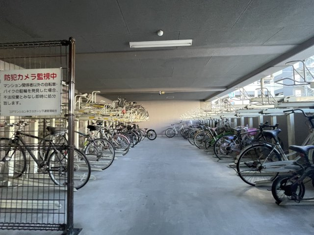 コアマンションネクステージ下通の駐車場