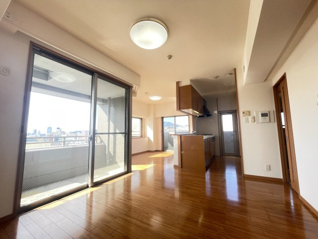 コアマンションネクステージ下通の居間・リビング