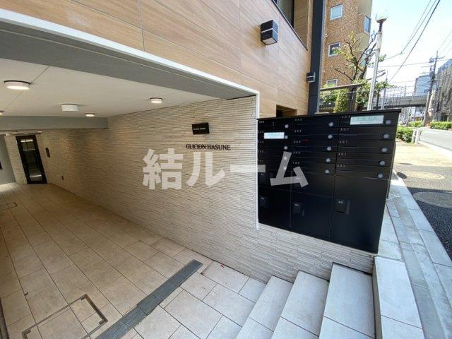 板橋区坂下１丁目の賃貸マンションのエントランス