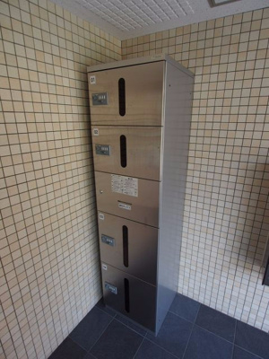 【設備】 | ベステ北野田 | 宅配ボックス