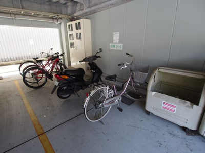 【その他共用部分】 | ベステ北野田 | 駐輪場