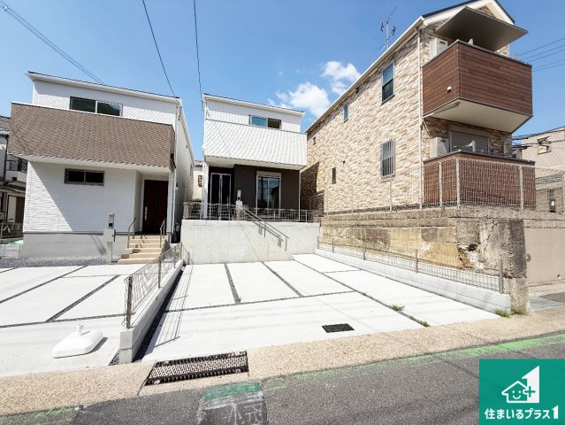 ★現地見学可能！★宇治市広野町丸山　第1期　新築一戸建ての外観|安心の10年保証！外観を美しく保ち、雨水で汚れを落とします！気になることがありましたら、お気軽にお問い合わせください！