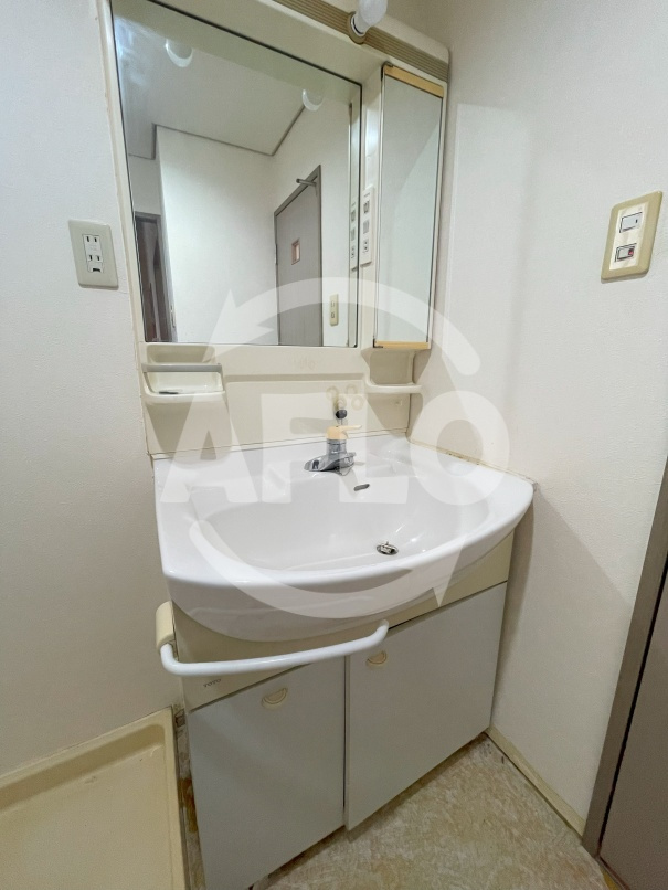 クレール帝塚山　住吉小学校の独立洗面台|クレール帝塚山　独立洗面台