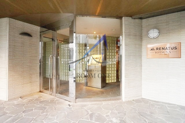 レナトゥス四谷			のエントランス|エントランスです。