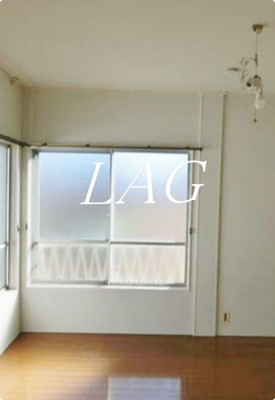 【居間・リビング】 | アゼリアハウス | 洋室のお部屋です。