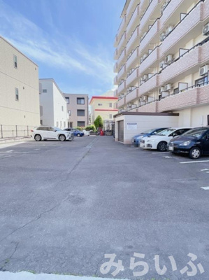 【駐車場】 | ブロンズ森島