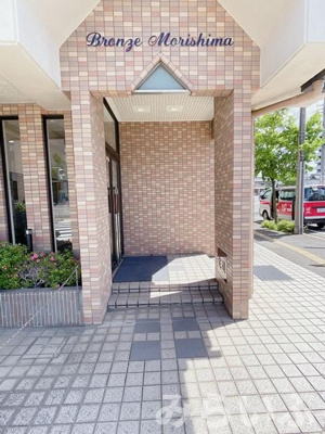 【エントランス】 | ブロンズ森島