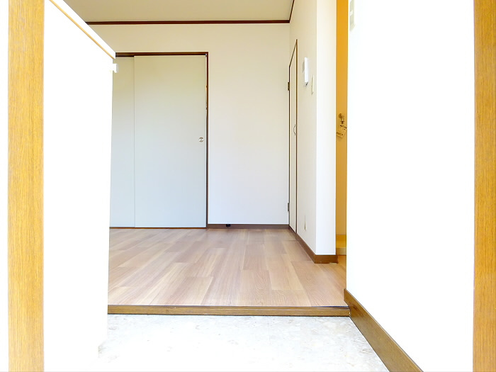 フラット羽根木の玄関|シンプルで使いやすい玄関です