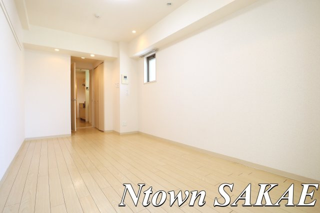 【居間・リビング】 | アンジュール栄 | リビングです