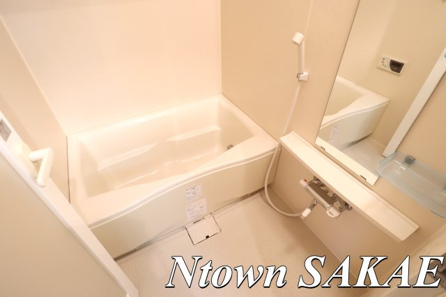 【浴室】 | アンジュール栄 | お風呂で日々の疲れを落としましょう