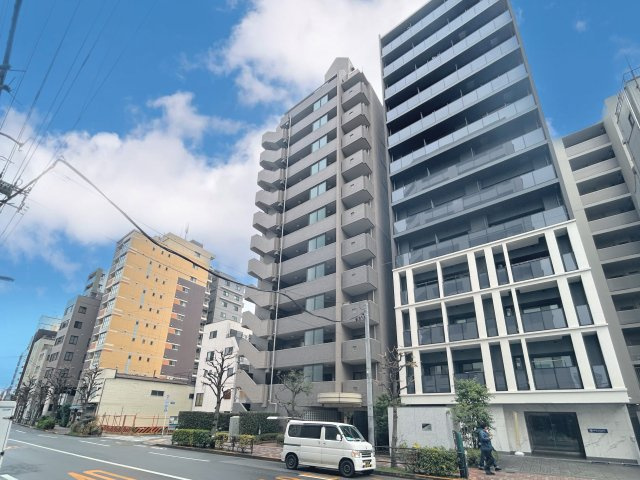 ヴィルヌーブ入谷の外観