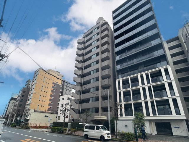 ヴィルヌーブ入谷の外観