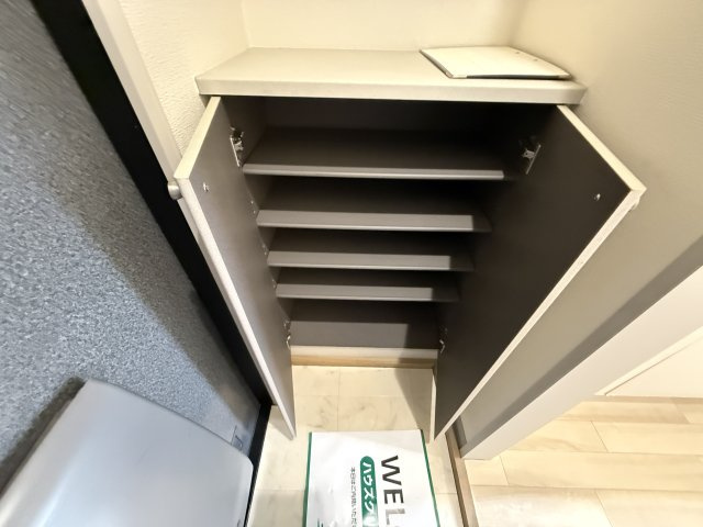 モデラート・ナオの収納