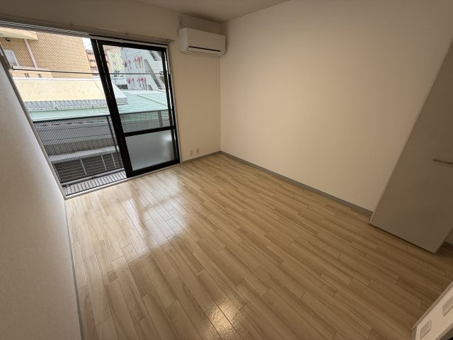 モデラート・ナオの居間・リビング