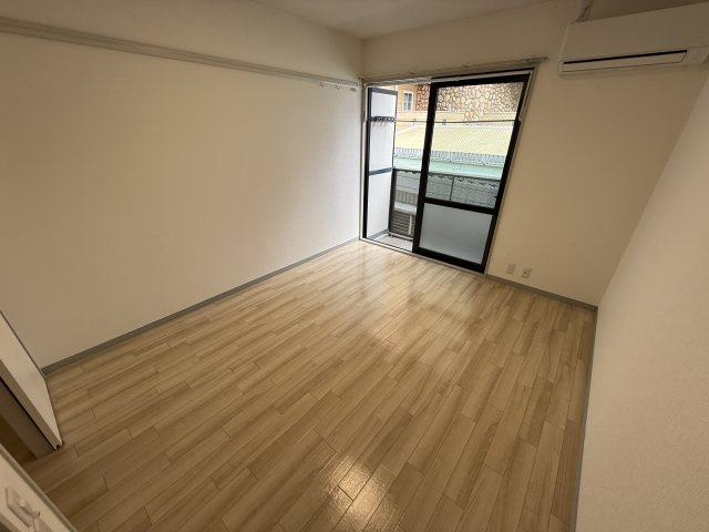 モデラート・ナオの寝室