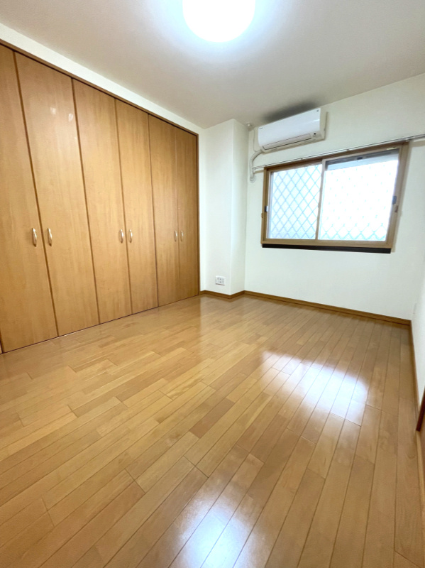 アルファライフ玉藻公園の洋室