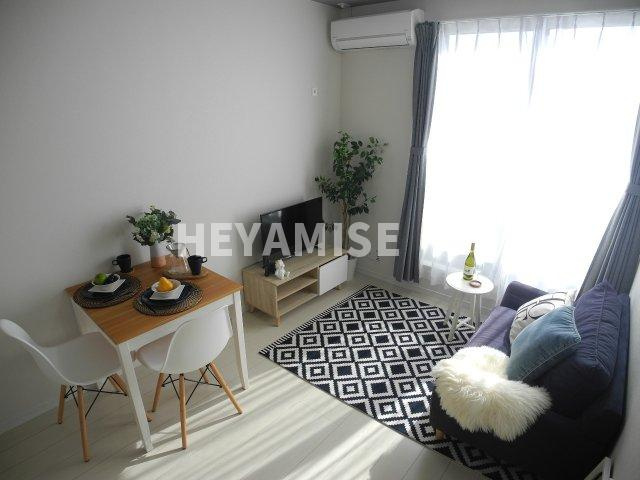 エルモーサの居間・リビング|スキップフロアのお部屋(モデルルーム) ※室内画像は類似物件のもの