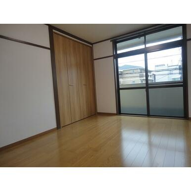 タウンハイツ中山の寝室