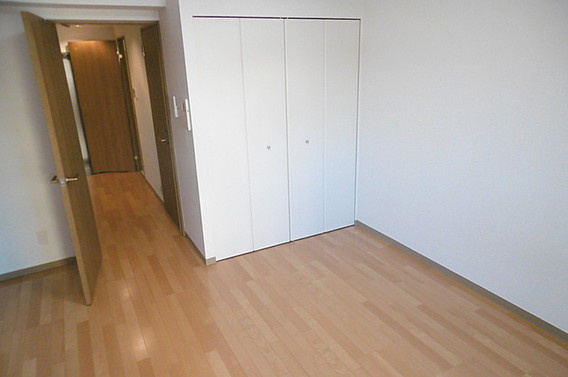 クレイン・トトヤミチの居間・リビング