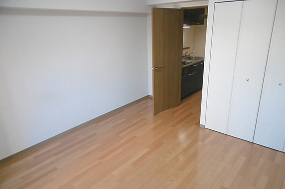 クレイン・トトヤミチの居間・リビング