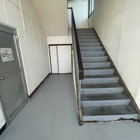 マンションＴのエントランス