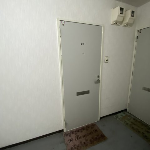マンションＴのエントランス
