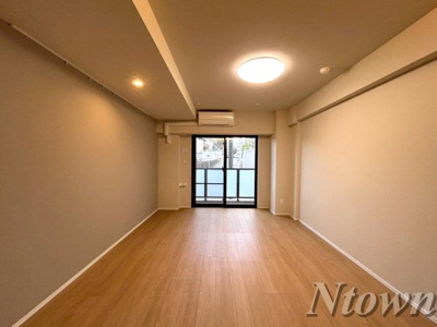 【その他】 | ロイヤルカーサ千種 | おしゃれな居間です