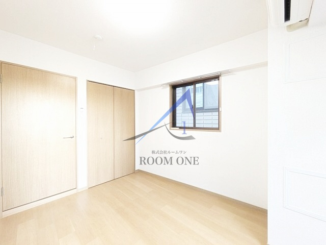 日東ビルの居間・リビング|洋室のお部屋です。