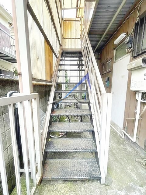 ヒカリハウスのその他共用部分|共有階段です。