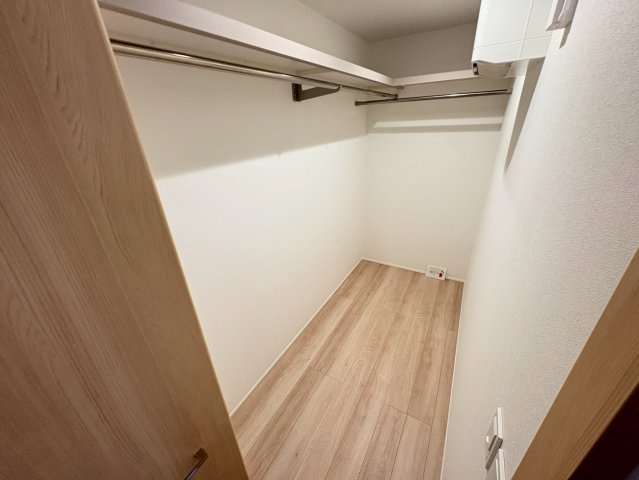 大野町２丁目戸建貸家の収納