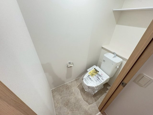 大野町２丁目戸建貸家のトイレ