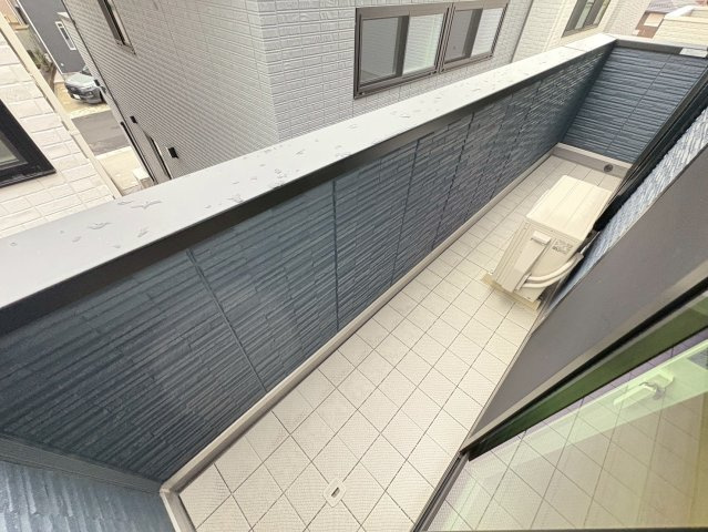 大野町２丁目戸建貸家のバルコニー