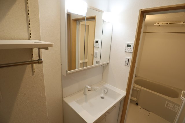 クレアール五位堂の洋室