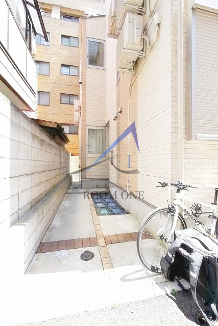 メゾン・プーラ菊川のエントランス|エントランスです。