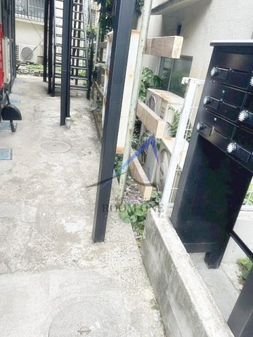 平塚荘のエントランス|エントランスです。