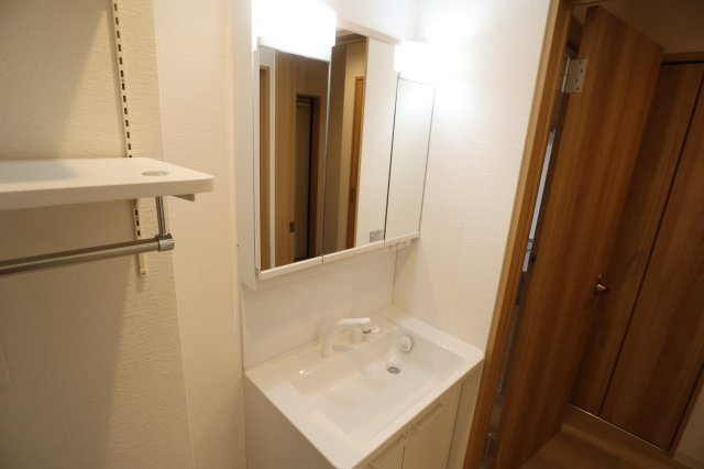 クレアール五位堂の洗面所