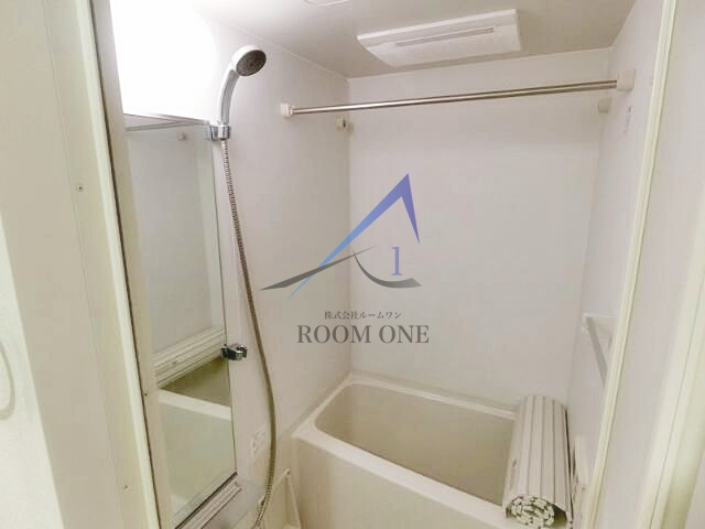 グローベル新大久保マスターズゲートの浴室|お風呂です。