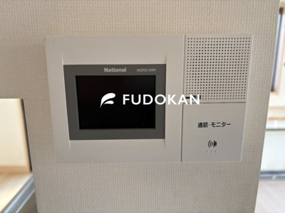 【防犯設備】 | 天童市東久野本二丁目 | TV付モニターインターフォン付きで玄関先のお客様を確認できます。お子様のお留守番時も安心です。