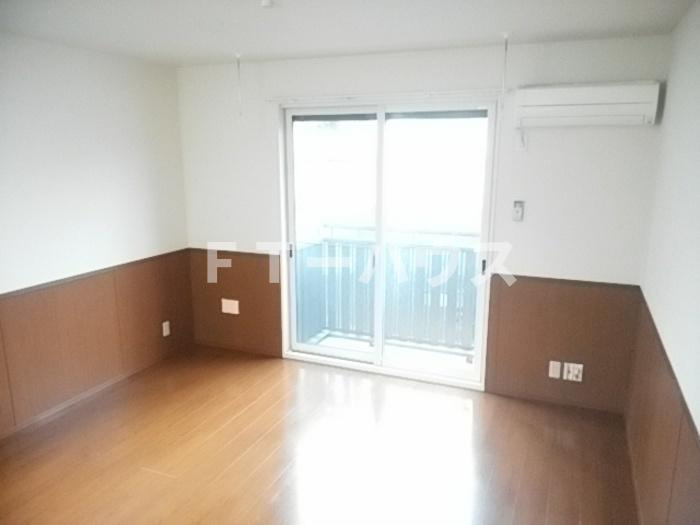 コージーコートの居間・リビング