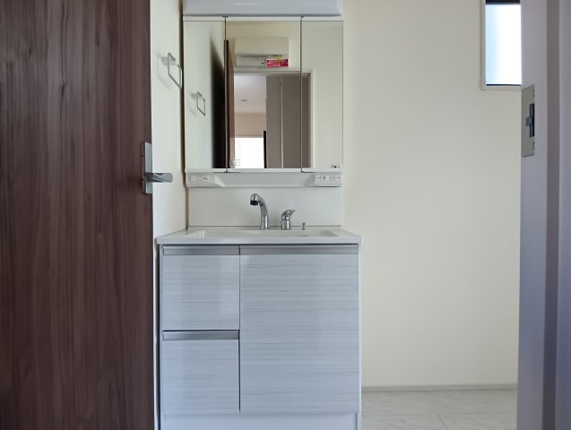 売新築戸建　富士宮市万野原新田の独立洗面台