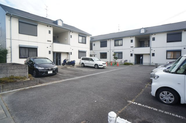 サニーソシアＡの駐車場