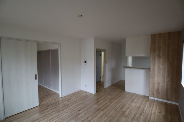 サニーソシアＡの居間・リビング