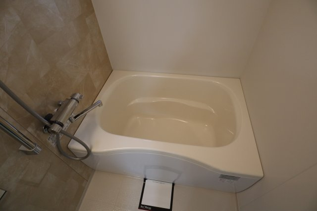 サニーソシアＡの浴室